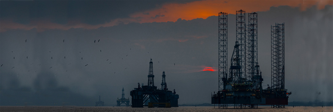 oil platforms in the ocean